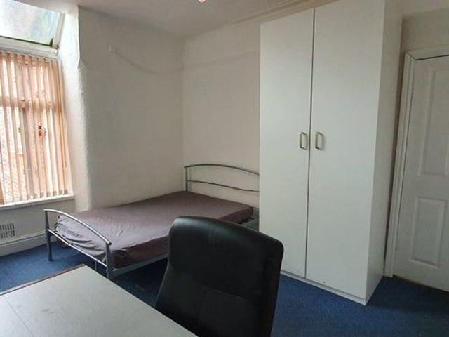 Langdale Rd, Victoria Park Manchester M14, 5 bed terraced house to rent, £585 pcm | PrimeLocation