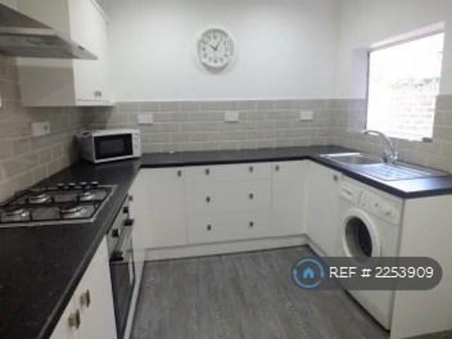 Langdale Road, Liverpool, L15 8 bed terraced house to rent £607 pcm £140 pw