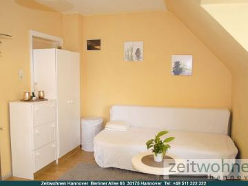 Langenhagen, Berliner Platz, kleine Wohnung im Dachgeschoss in ruhiger Lage, TV