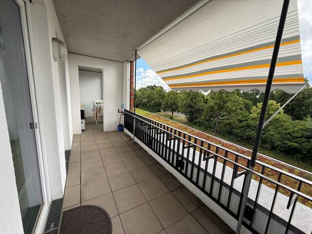 LANGENHAGEN | moderne 2 Zimmer Wohnung mit Balkon und perfektem ÖPNV Anschluss | EBK möglich