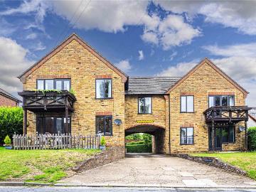 Langelei Court, The Nap, Kings Langley, Hertfordshire WD4, 2 bed maisonette to rent, £1,600 pcm | PrimeLocation