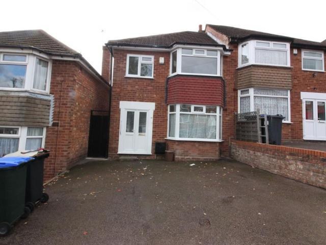 Langford Avenue, Birmingham 3 bed semi detached house to rent £1,200 pcm £277 pw