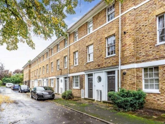 Langford Green, East Dulwich SE5, 4 bed terraced house to rent, £3,800 pcm | PrimeLocation