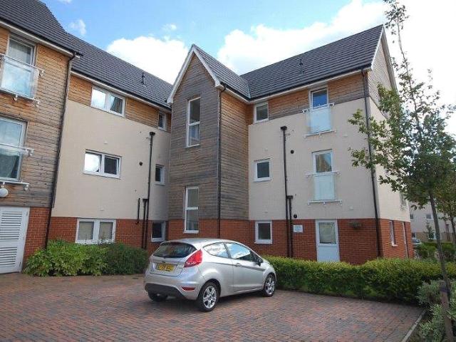Langford Place, Chelmer Road. 2 bed apartment to rent £1,350 pcm £312 pw