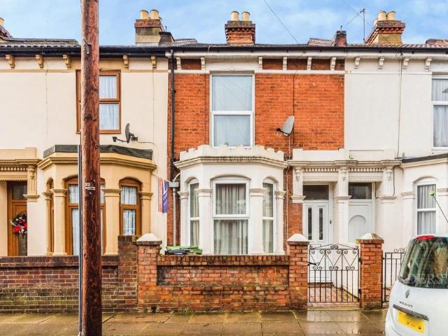 Langford Road, Portsmouth, PO1 3 bed house to rent £1,300 pcm £300 pw