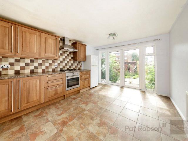 Langhorn Close, Heaton, Newcastle Upon Tyne NE6, 3 bed terraced house to rent, £850 pcm | PrimeLocation