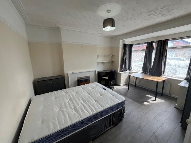 Langhorn Road, Southampton SO16, 4 bed property to rent, £1,700 pcm | PrimeLocation