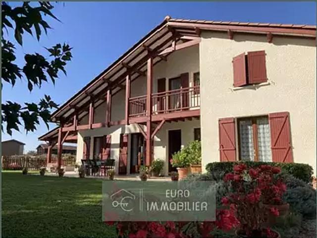 Langon 33210 Achat / Vente maison 10 pièces t10 piscine terrasse