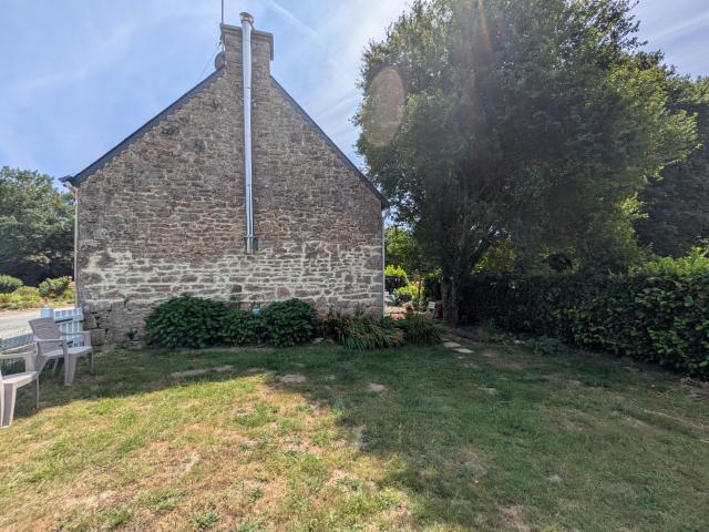 LANGOËLAN JOLIE MAISON DE CARACTÈRE DE 80M² ENVIRON 4 PIÈCES PARCELLE DE 230M² ENVION