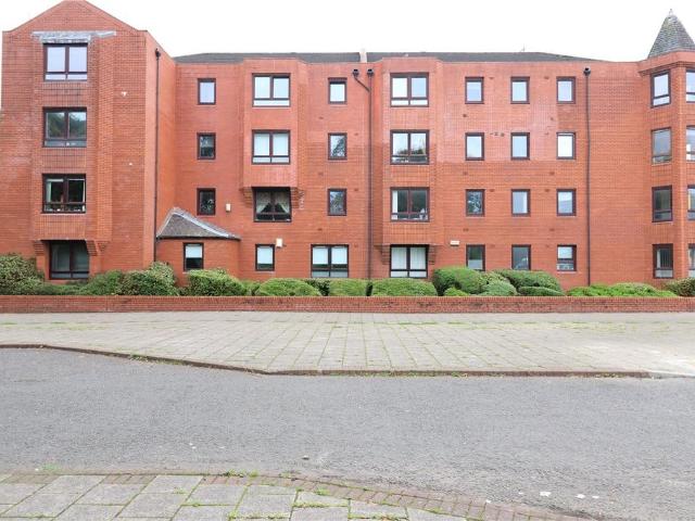 Langlands Court, Glasgow, G51 1 bed apartment to rent £895 pcm £207 pw