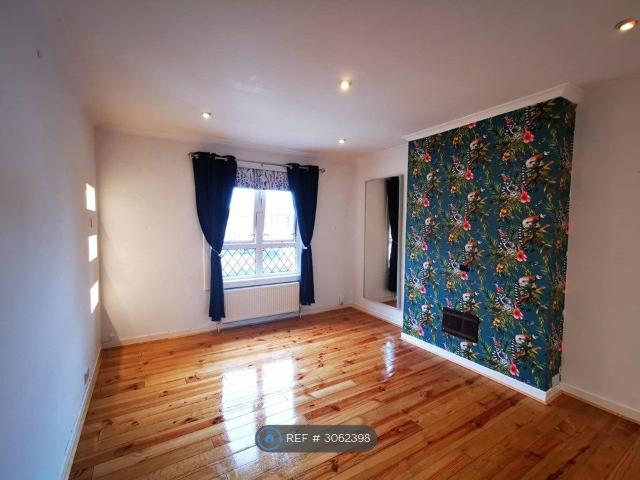 Langlands Avenue, Glasgow G51, 2 bed flat to rent, £995 pcm | PrimeLocation