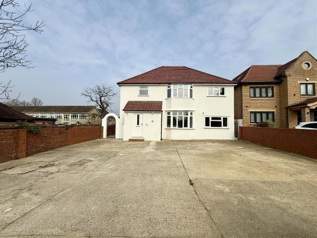 Langley Road, Slough SL3, 8 bed detached house to rent, £6,000 pcm | PrimeLocation