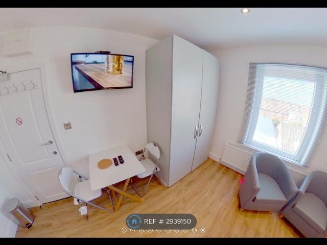 Langney Road K, Eastbourne BN21, Studio to rent, £920 pcm | PrimeLocation
