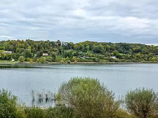 Langres 52200 Achat / Vente maison 14 pièces t14 au dernier étage piscine