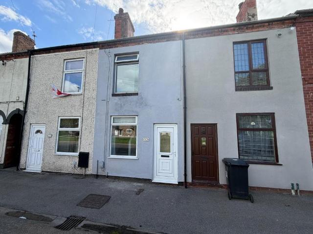 Langwith Road, Bolsover, Chesterfield 2 bed terraced house to rent £650 pcm £150 pw
