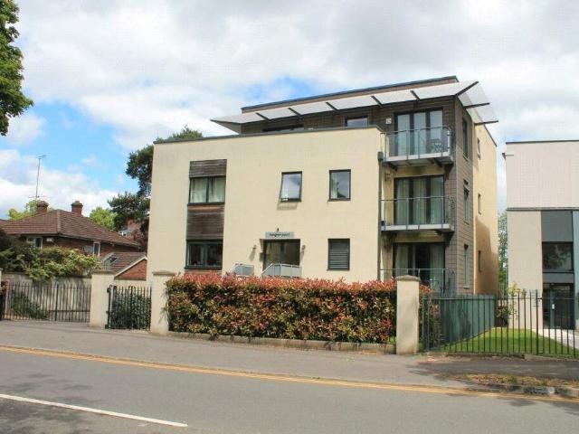 Langton Court, 94 Montpellier Terrace, Cheltenham GL50, 2 bed flat to rent, £1,100 pcm | PrimeLocation