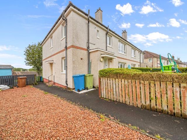Langton Crescent, Glasgow, Glasgow City G53, 3 bed flat to rent, £1,650 pcm | PrimeLocation
