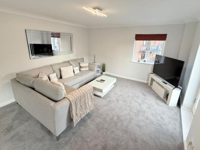 Langton's Wharf, Leeds LS2 2 bed apartment to rent £1,495 pcm £345 pw