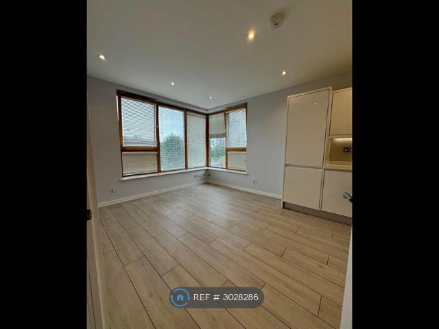 Lanmore House, Wembley HA9, 2 bed flat to rent, £2,300 pcm | PrimeLocation