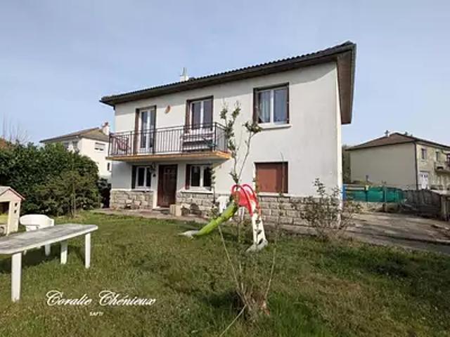 Lanobre 15270 Achat / Vente maison 5 pièces t5