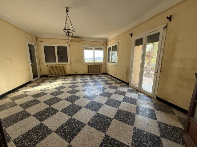 LANSARGUES APPARTEMENT T4 95m2