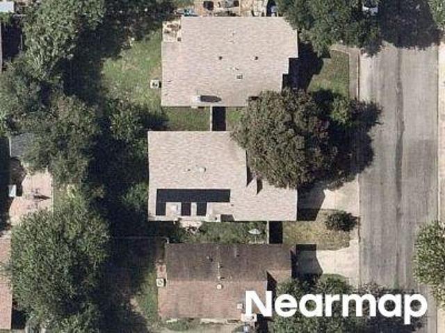 Lansbury Dr