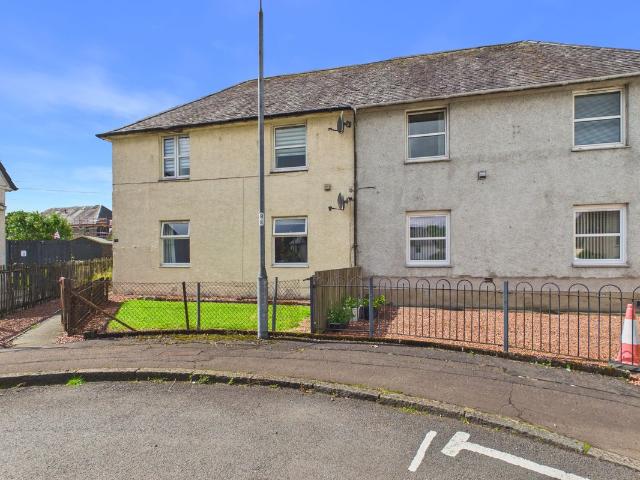 Lansbury Street, Alexandria, West Dunbartonshire G83, 2 bed flat to rent, £895 pcm | PrimeLocation