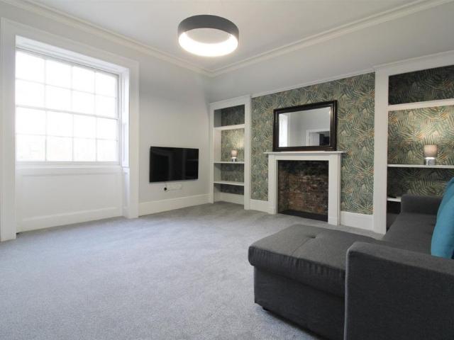 Lansdown, Cheltenham GL50 2HX