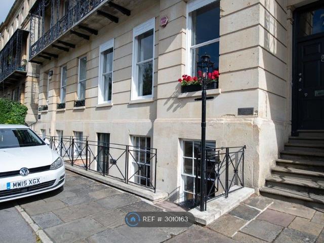 Lansdown Place, Cheltenham GL50, 2 bed flat to rent, £1,600 pcm | PrimeLocation