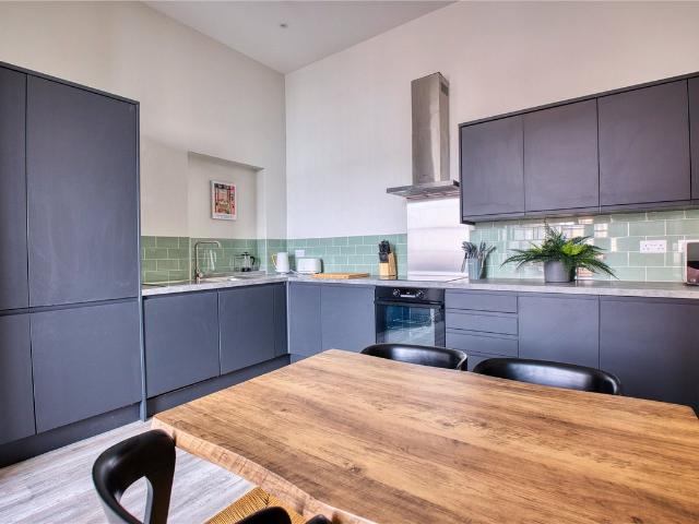 Lansdown Place, Cheltenham, Gloucestershire GL50, 1 bed flat to rent, £895 pcm | PrimeLocation
