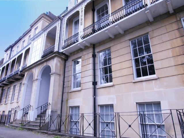Lansdown Place, Cheltenham 1 bed apartment to rent £1,195 pcm £276 pw