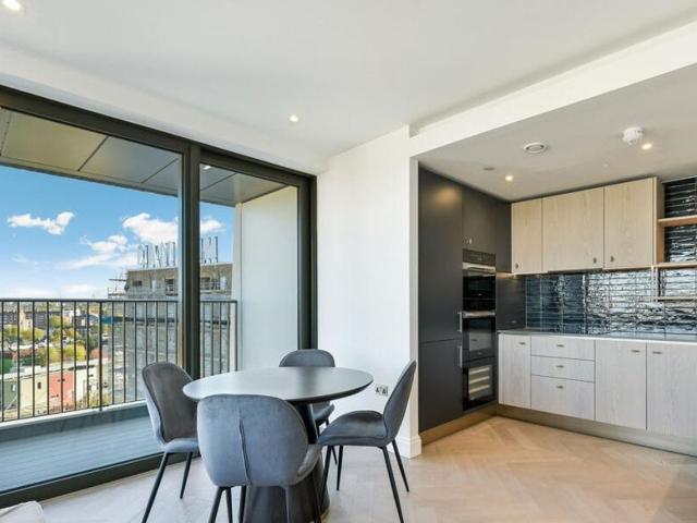 Lansdowne House, 3 Engine House Way, London NW1, 2 bed flat to rent, £5,000 pcm | PrimeLocation