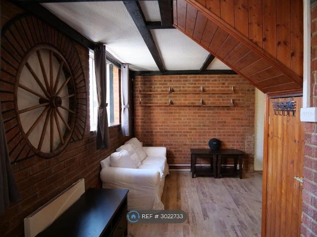 Lansdowne Hill, West Norwood SE27, 2 bed terraced house to rent, £1,800 pcm | PrimeLocation