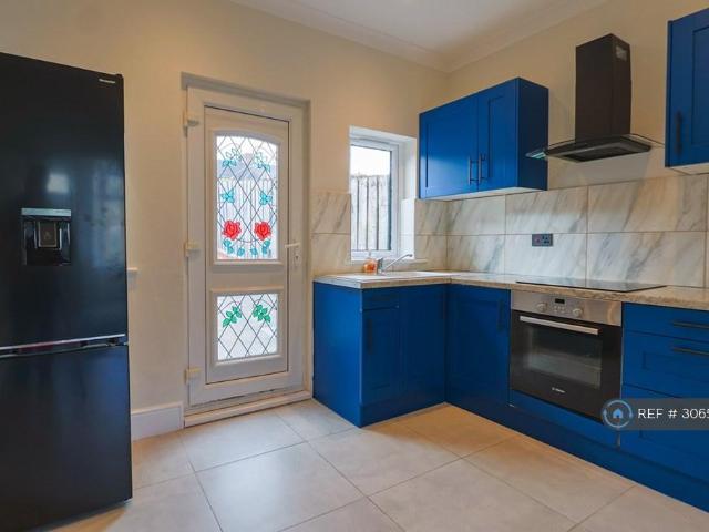 Lansdowne Street, Darlington, DL3 2 bed terraced house to rent £699 pcm £161 pw