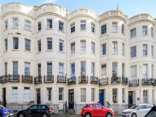 Lansdowne Place, Hove, East Sussex BN3, 1 bed flat to rent, £1,300 pcm | PrimeLocation