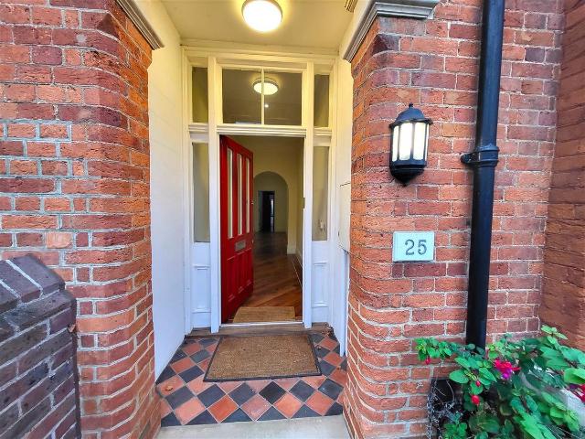 Lansdowne Road, Bedford MK40, 6 bed terraced house to rent, £2,500 pcm | PrimeLocation