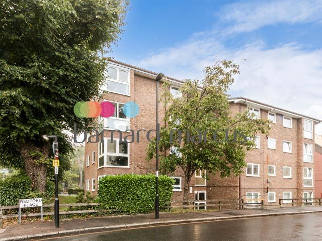 Lansdowne Road, Croydon CR0, 2 bed flat to rent, £1,750 pcm | PrimeLocation
