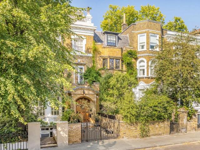 Lansdowne Road, London W11 4 bed house to rent £15,000 pcm £3,462 pw