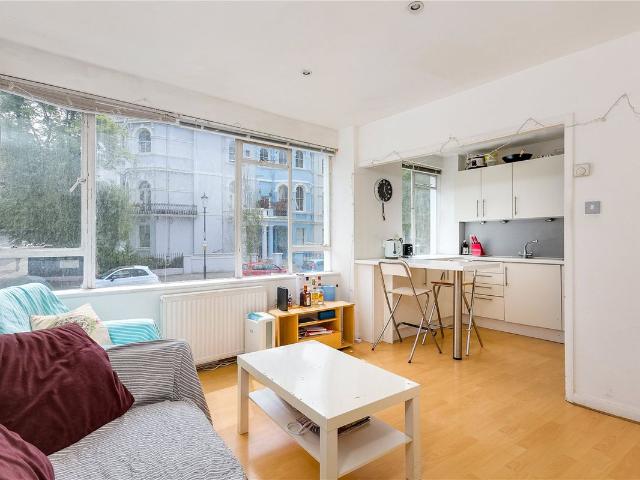 Lansdowne Road, Notting Hill W11, 3 bed flat to rent, £3,350 pcm | PrimeLocation