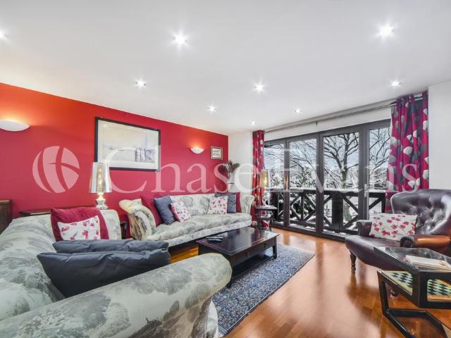 Lansdowne Terrace, 432 453 St. Davids Square, London, E14 3WH, United Kingdom | 3 bed townhouse for rent #140543717 | Rentberry