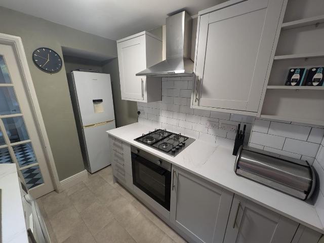 Lansdowne Terrace, North Shields NE29, 2 bed flat to rent, £800 pcm | PrimeLocation