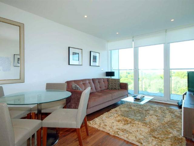 Lanson Building, 348 Queenstown Road. 1 bed apartment to rent £2,946 pcm £680 pw