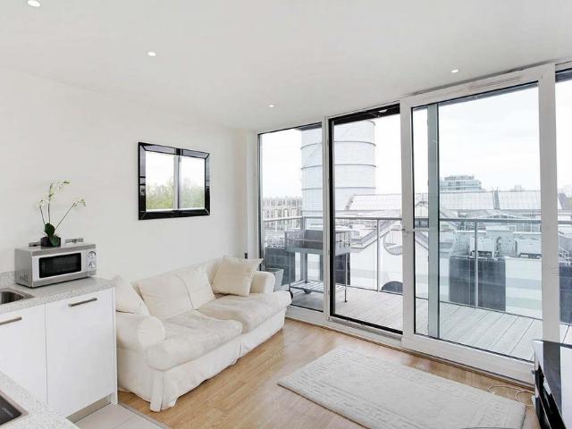 Lanson Building, Chelsea Bridge. 1 bed apartment to rent £2,600 pcm £600 pw
