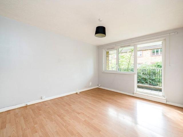 Laburnum Close, SE15, London