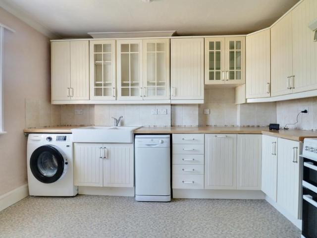 Laburnum, Swanley BR8 1 bed flat to rent £1,150 pcm £265 pw
