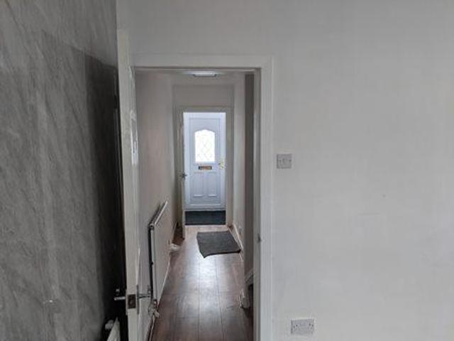 Laburnum Street, Haslingden BB4 2 bed terraced house to rent £715 pcm £165 pw