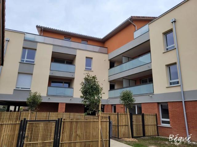 LABARTHE SUR LEZE EN COEUR DE VILLE BEAU T3