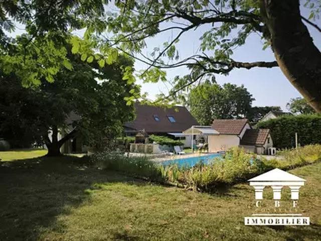 L'Abergement Sainte Colombe 71370 Achat / Vente maison 9 pièces t9 piscine terrasse