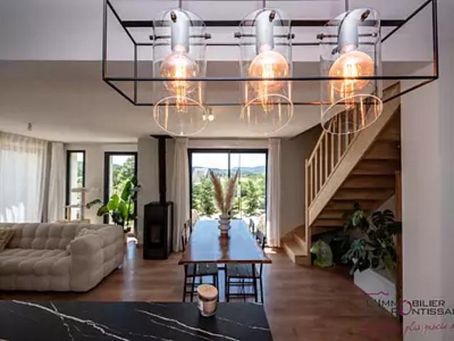 Labergement Sainte Marie 25160 Achat / Vente maison 5 pièces t5 jardin terrasse