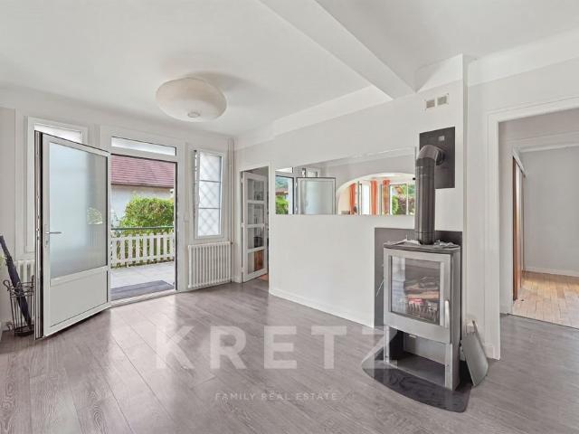 Lac D'annecy Doussard – Maison Avec Piscine Vue Montagne. 190m² Doussard